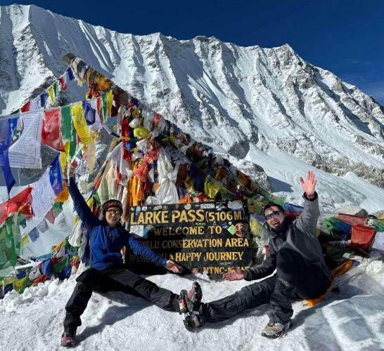 manaslu-circuit-trek-larke-la-pass-5016m