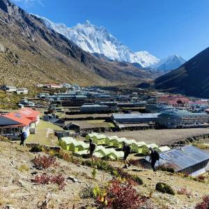 Ebc with gokyo trek  