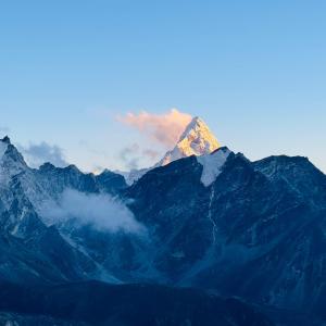 Gokyo valley with Cho la pass  ebc trek .JPG 